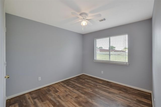 855 Lake View Drive, Montgomery, TX 77356