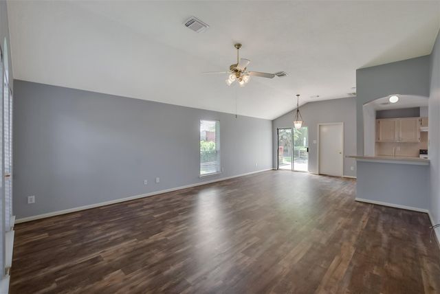 855 Lake View Drive, Montgomery, TX 77356