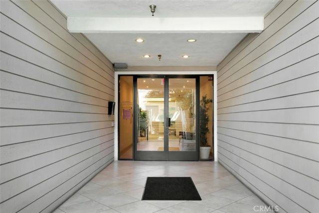 280 Cagney Lane 209, Newport Beach, CA 92656