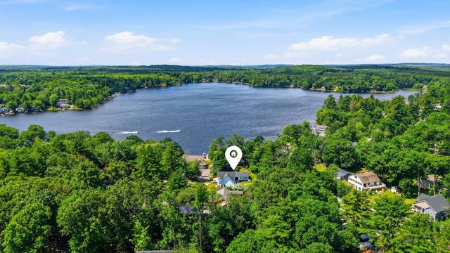 17 Trues Parkway, Sandown, NH 03873