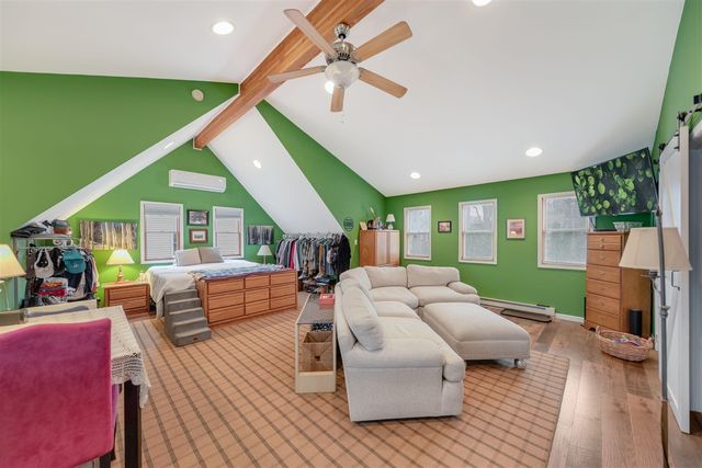 9177 Shady Lane, Lakeside, MI 49116