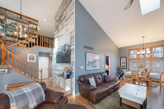 9177 Shady Lane, Lakeside, MI 49116