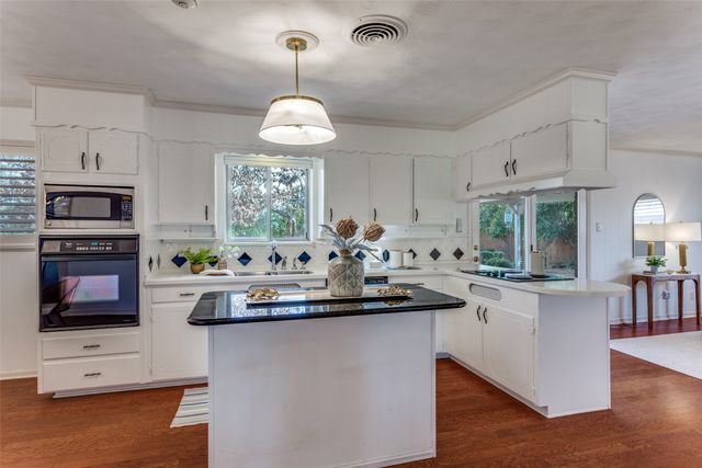 6905 Culver Avenue, Fort Worth, TX 76116