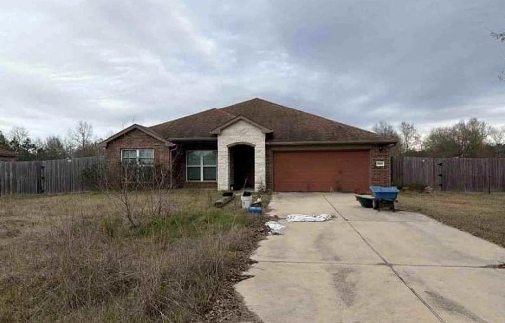 10239 Plum Grove Road, Cleveland, TX 77327