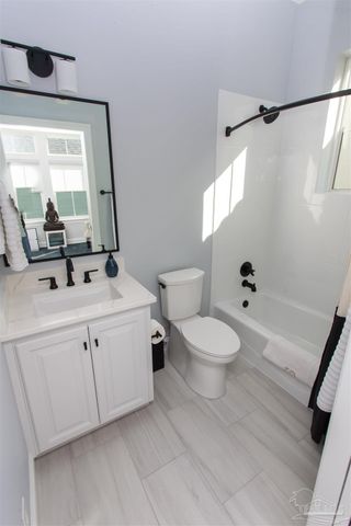 20 W Gathering Green, Pensacola, FL 32502