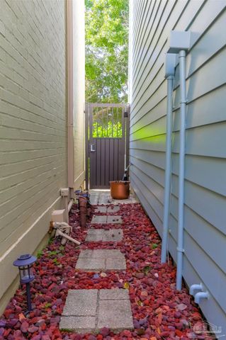 20 W Gathering Green, Pensacola, FL 32502