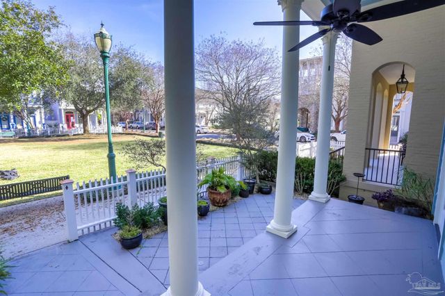 20 W Gathering Green, Pensacola, FL 32502