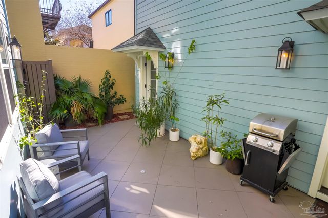 20 W Gathering Green, Pensacola, FL 32502