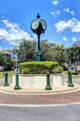 20 W Gathering Green, Pensacola, FL 32502