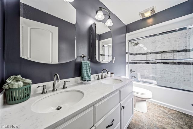 7519 Pinehurst Drive, Mentor On The Lake, OH 44060