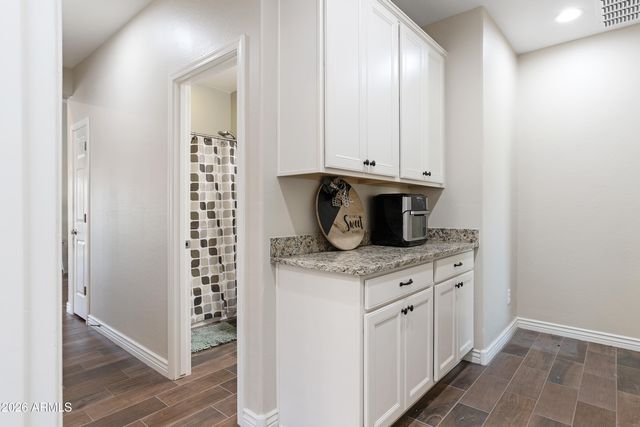 2735 E Hickory Street, Gilbert, AZ 85298