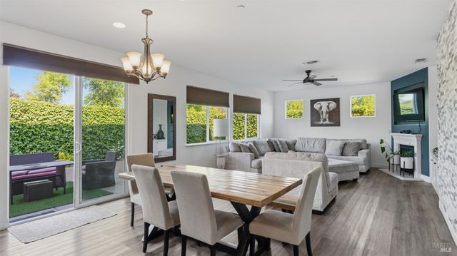 248 Aster St, Vacaville, CA 95688