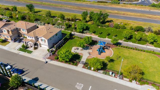 248 Aster St, Vacaville, CA 95688