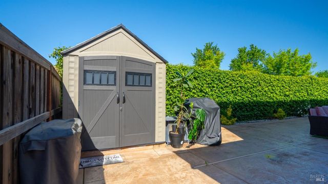 248 Aster St, Vacaville, CA 95688