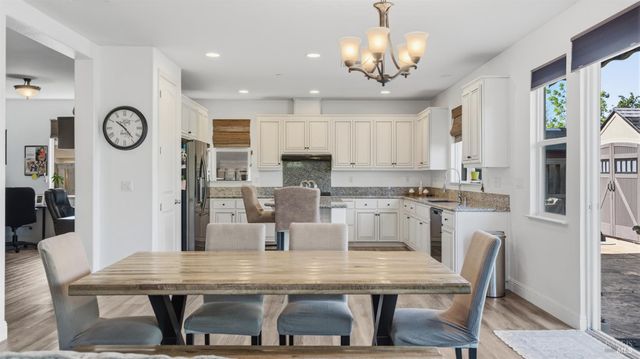 248 Aster St, Vacaville, CA 95688