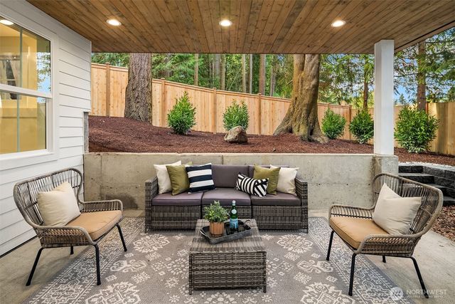 11814 NE 103rd Place, Kirkland, WA 98033