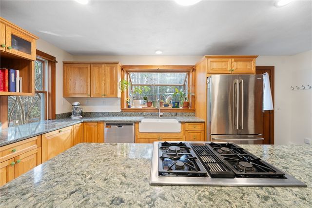 511 Tripps Corner Road, Exeter, RI 02822