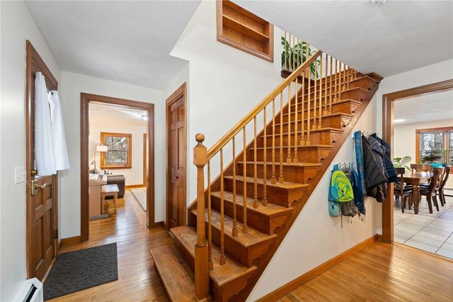 511 Tripps Corner Road, Exeter, RI 02822