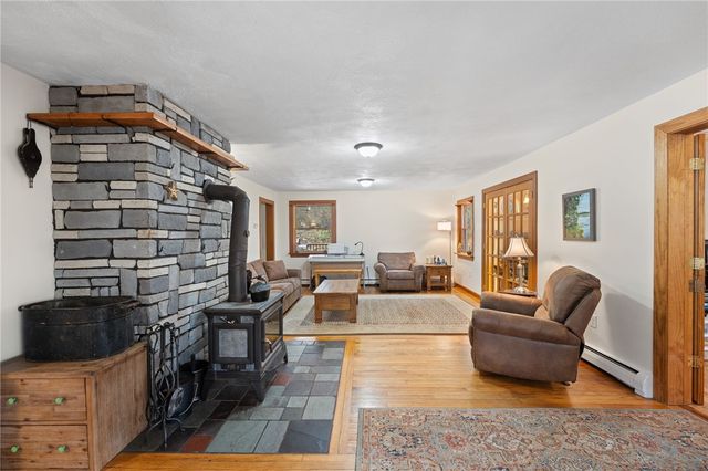 511 Tripps Corner Road, Exeter, RI 02822