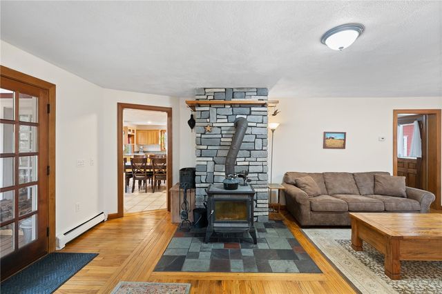 511 Tripps Corner Road, Exeter, RI 02822