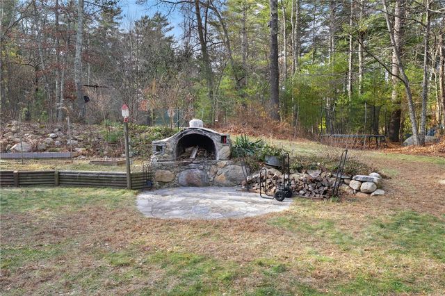 511 Tripps Corner Road, Exeter, RI 02822