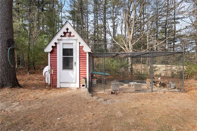 511 Tripps Corner Road, Exeter, RI 02822