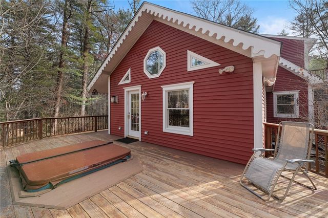 511 Tripps Corner Road, Exeter, RI 02822