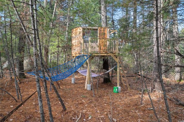 511 Tripps Corner Road, Exeter, RI 02822