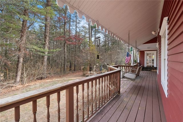 511 Tripps Corner Road, Exeter, RI 02822