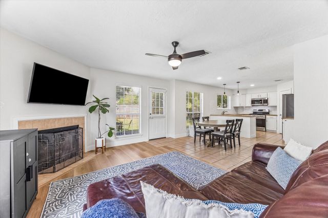 1043 Danforth Drive, Houston, TX 77062