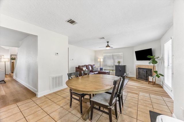 1043 Danforth Drive, Houston, TX 77062
