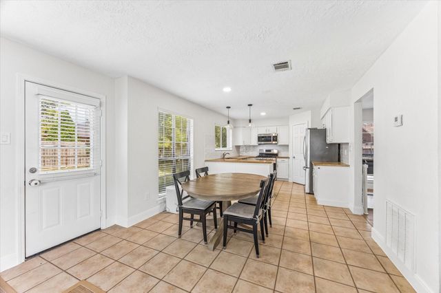 1043 Danforth Drive, Houston, TX 77062