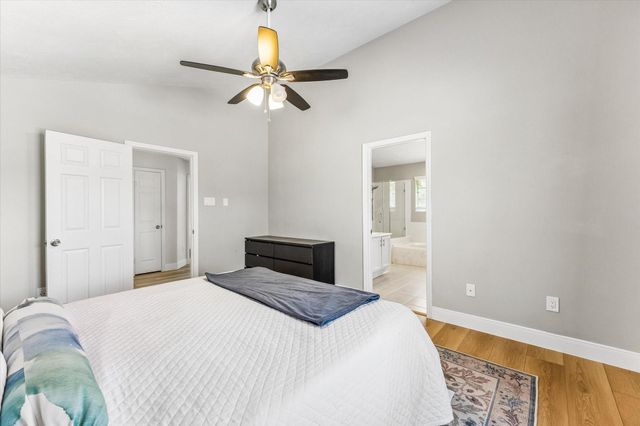 1043 Danforth Drive, Houston, TX 77062