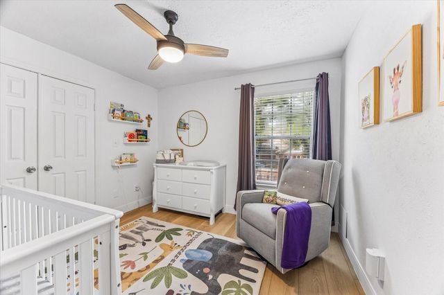 1043 Danforth Drive, Houston, TX 77062