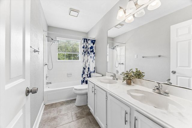 1043 Danforth Drive, Houston, TX 77062