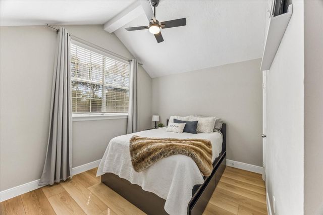 1043 Danforth Drive, Houston, TX 77062