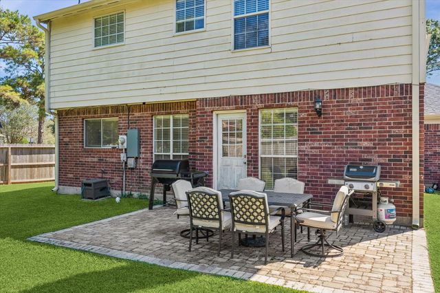 1043 Danforth Drive, Houston, TX 77062
