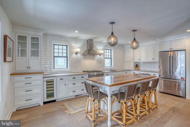 7 REHOBOTH AVE, Lewes, DE 19958