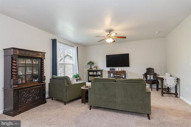 2913 LAKEVIEW PKWY, Locust Grove, VA 22508