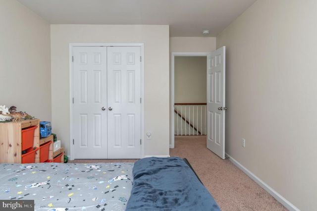 2913 LAKEVIEW PKWY, Locust Grove, VA 22508