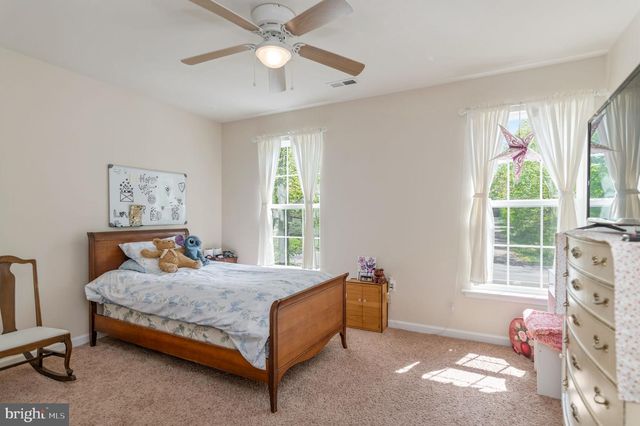 2913 LAKEVIEW PKWY, Locust Grove, VA 22508