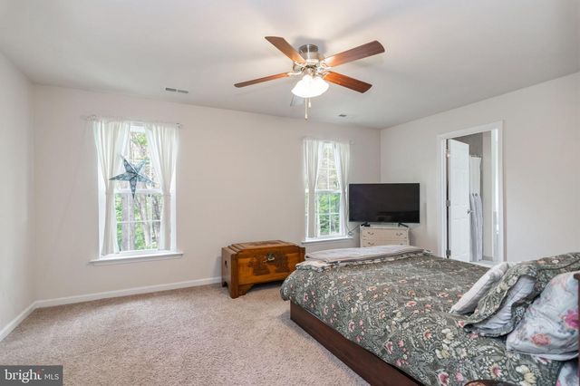 2913 LAKEVIEW PKWY, Locust Grove, VA 22508