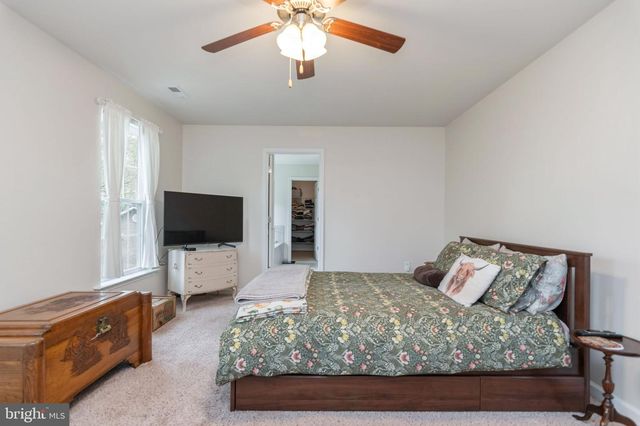 2913 LAKEVIEW PKWY, Locust Grove, VA 22508