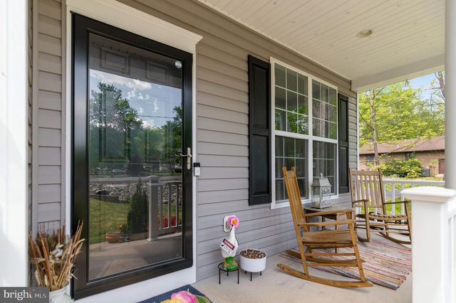 2913 LAKEVIEW PKWY, Locust Grove, VA 22508
