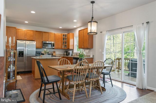 2913 LAKEVIEW PKWY, Locust Grove, VA 22508