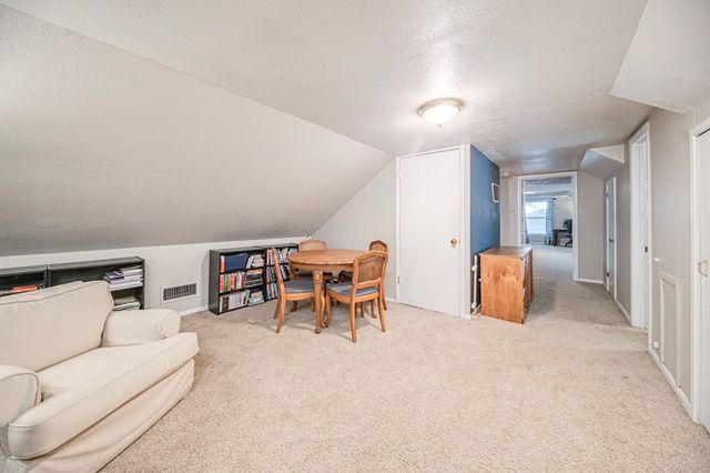 2212 Sinclair Ave, Midland, TX 79705