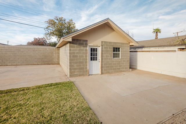 2212 Sinclair Ave, Midland, TX 79705