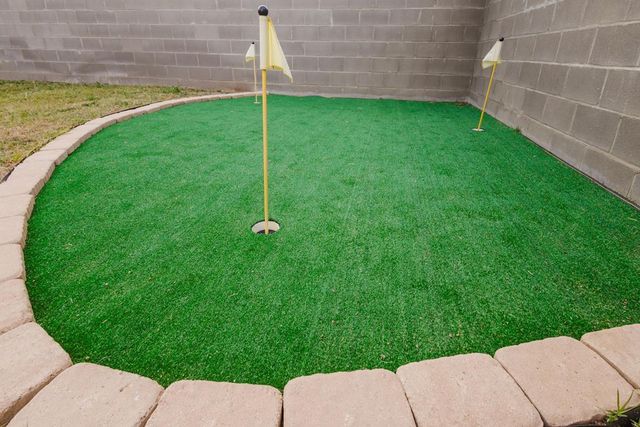 2212 Sinclair Ave, Midland, TX 79705