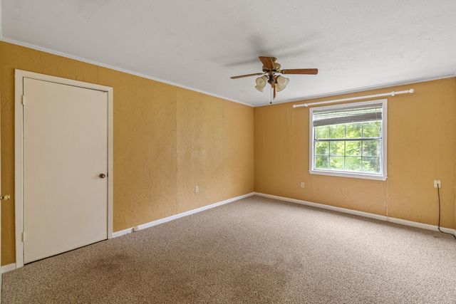 2 Village Ln., Hattiesburg, MS 39402