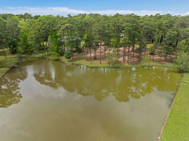 2 Village Ln., Hattiesburg, MS 39402